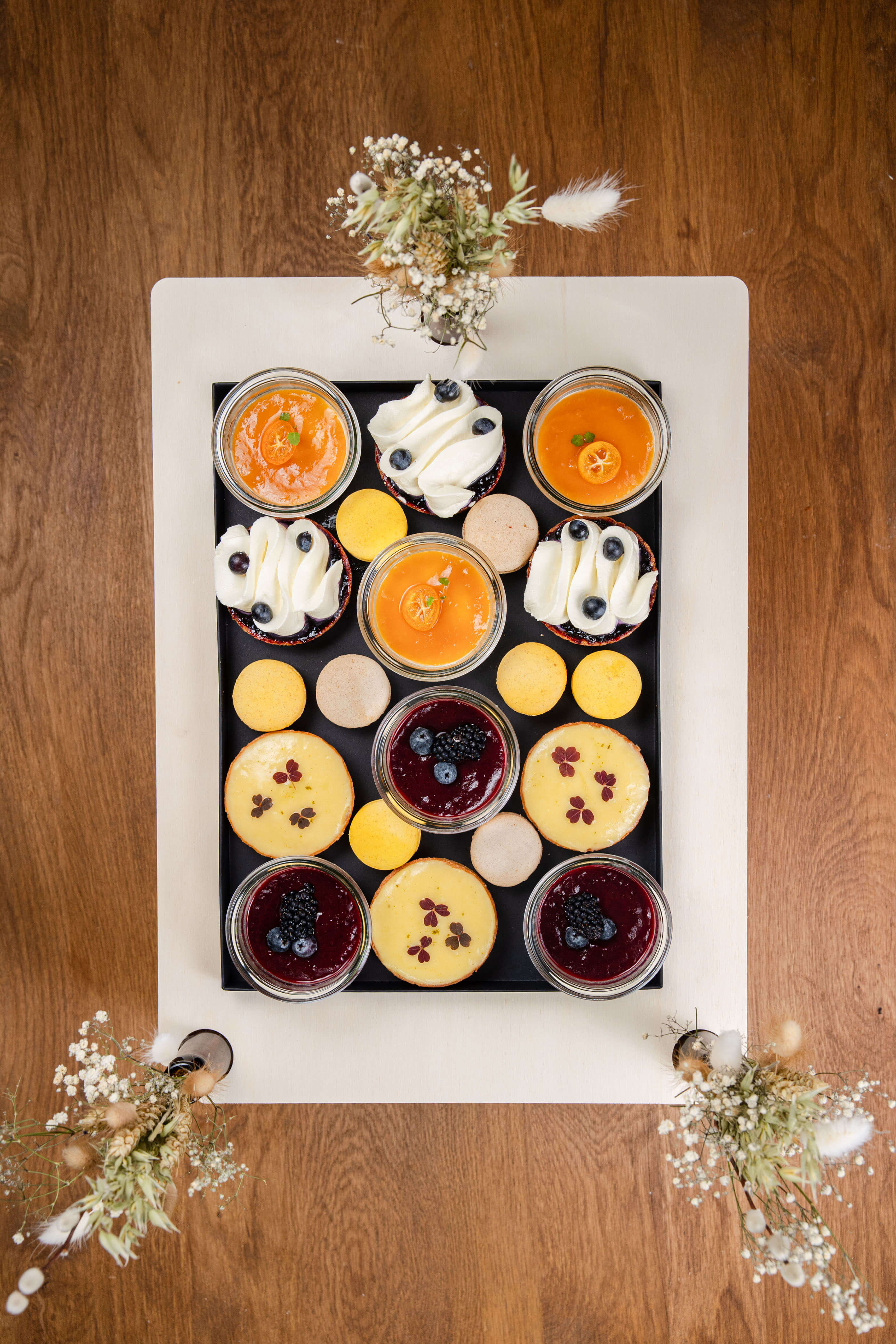 Plateau de Pâtisseries aux Fruits