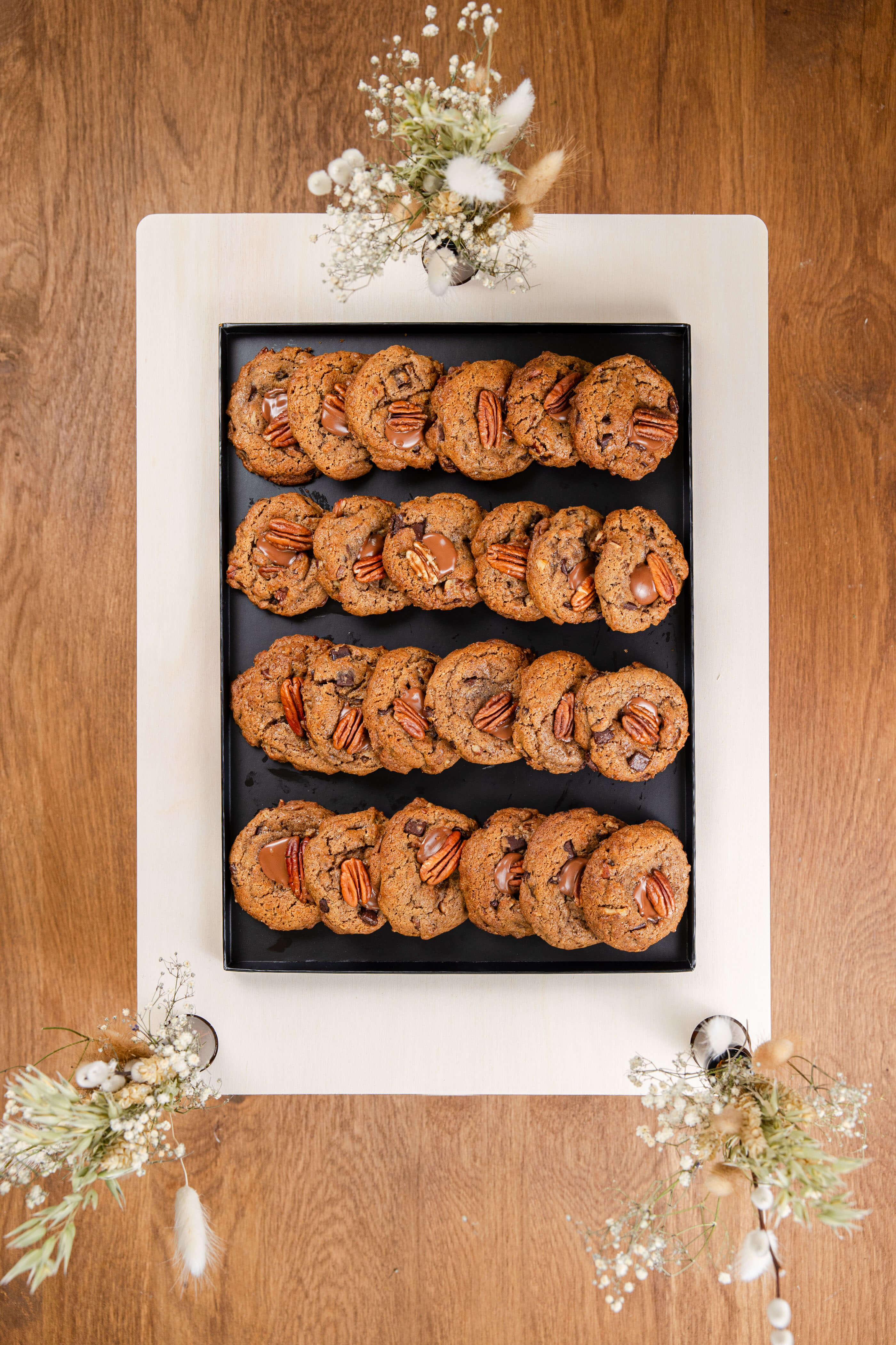 Plateau de Cookies chocolat noir  & Noix de pécan