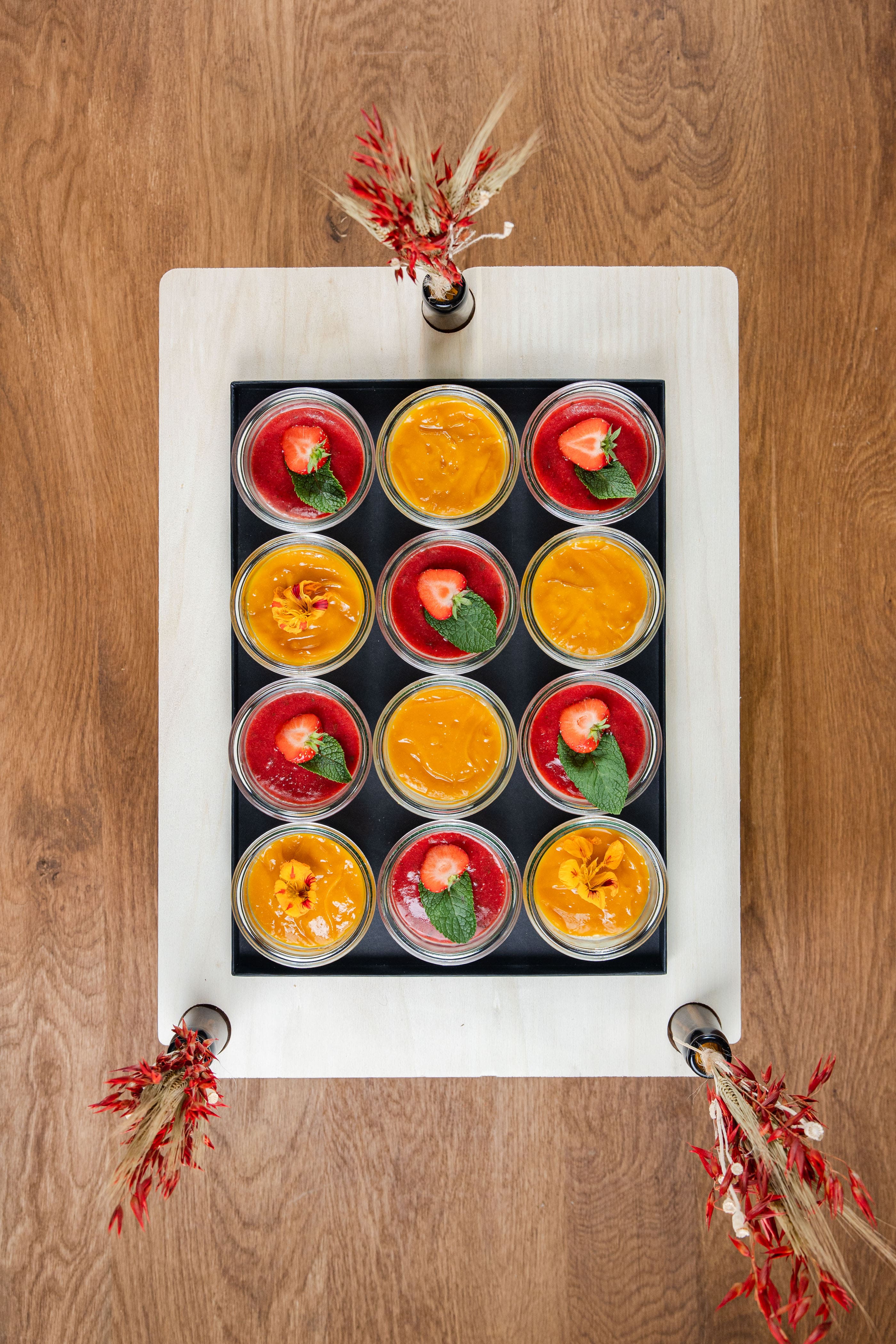 12 Panna Cottas